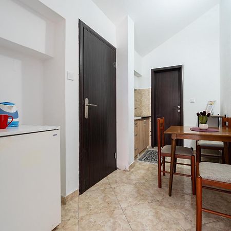 Hotel Suzana Budva Exterior photo